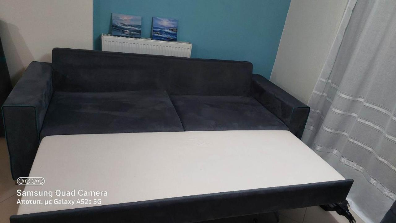 Menta Apartment Nea Iraklitsa Buitenkant foto