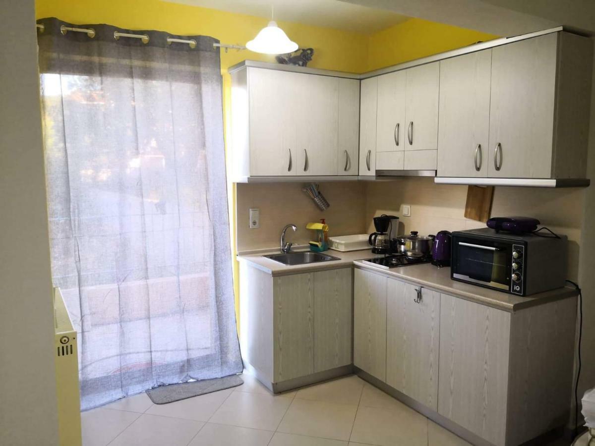 Menta Apartment Nea Iraklitsa Buitenkant foto